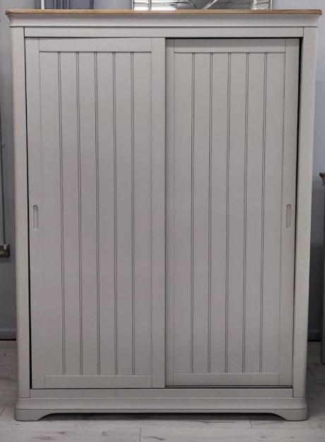 Glenkeen Furnishings. Deauville Double Sliding Robe (Light Grey)