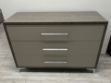Picture of Kristel Wide Chest